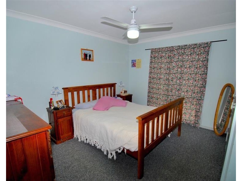 1/3 Harbour Boulevard, Bomaderry NSW 2541