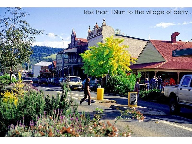 1/3 Harbour Boulevard, Bomaderry NSW 2541