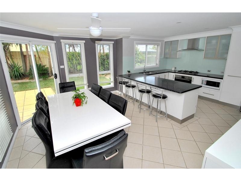 37 Hollingsworth Crescent, Callala Bay NSW 2540