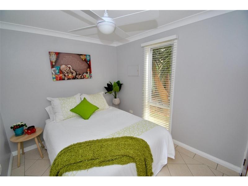 37 Hollingsworth Crescent, Callala Bay NSW 2540