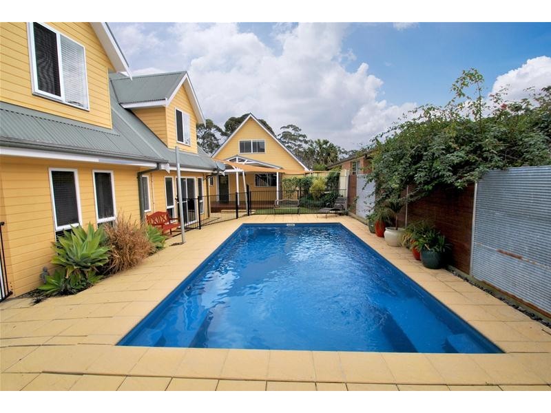 37 Hollingsworth Crescent, Callala Bay NSW 2540