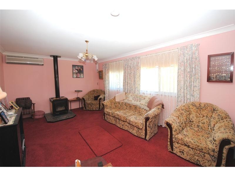 36 Queen Mary Street, Callala Beach NSW 2540