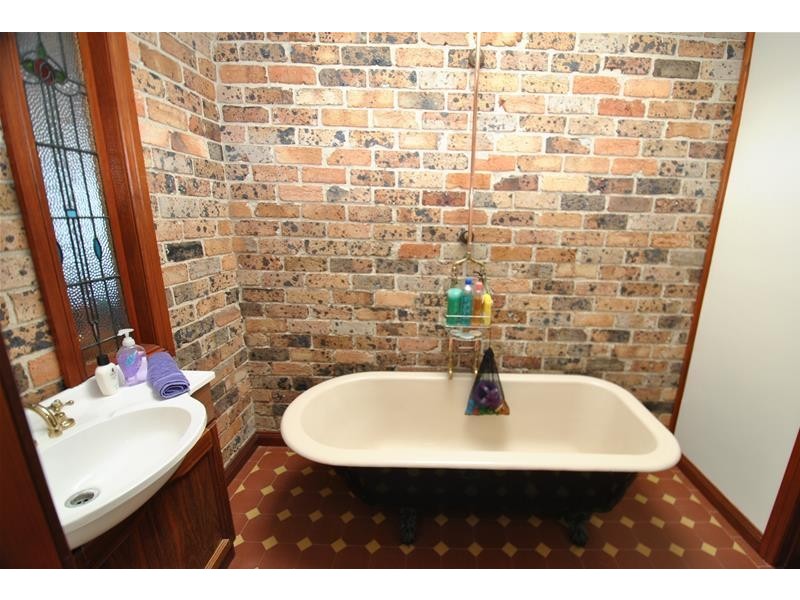 16 Carlton Crescent, Culburra Beach NSW 2540