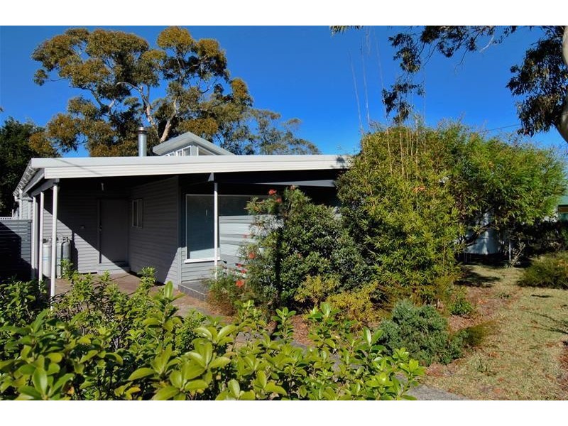 17 Watts Road, Callala Beach NSW 2540