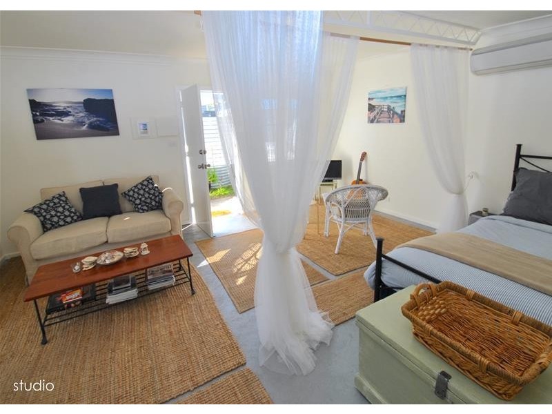 17 Watts Road, Callala Beach NSW 2540