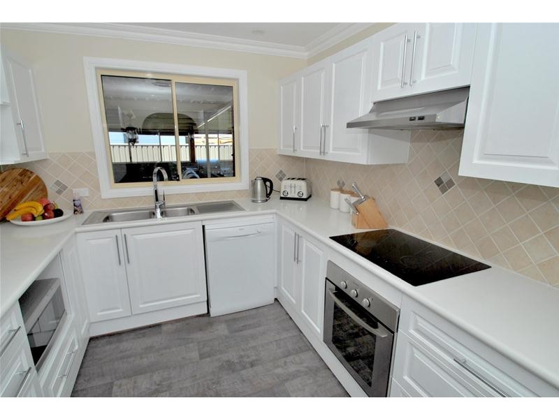 26 Gowlland Crescent, Callala Bay NSW 2540