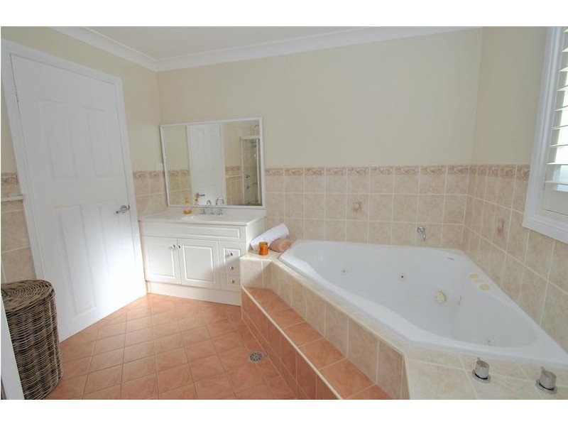 26 Gowlland Crescent, Callala Bay NSW 2540