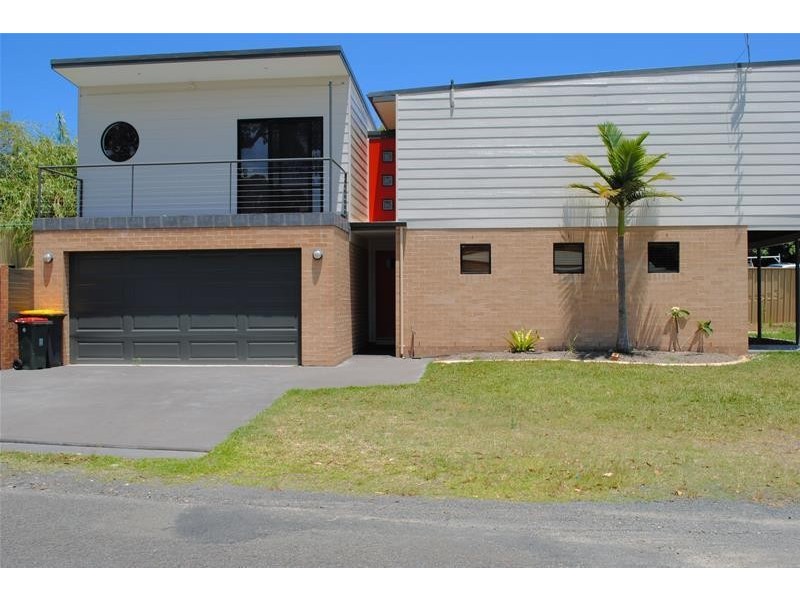 50 Callala Beach Road, Callala Beach NSW 2540