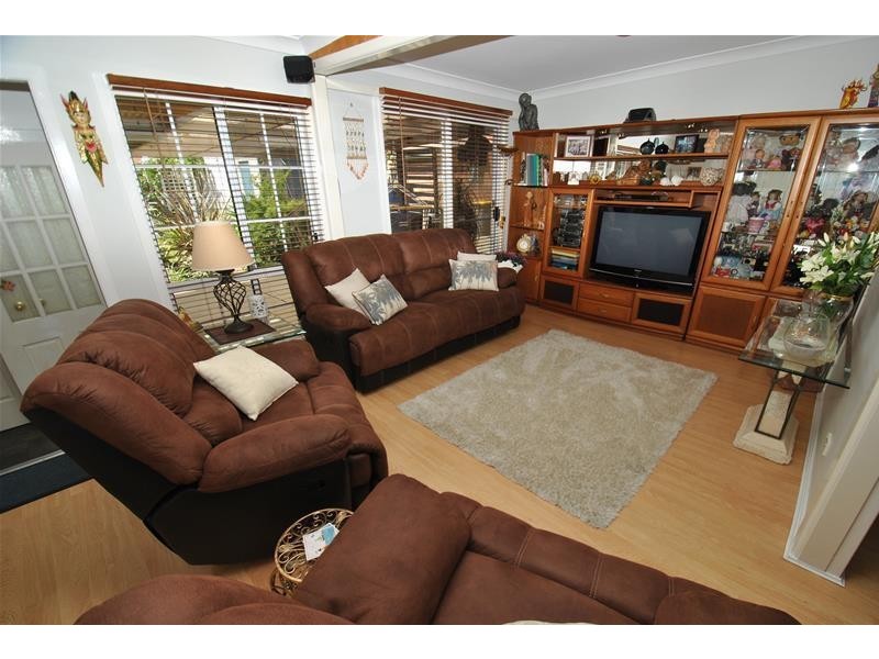 104 Prince Edward Avenue, Culburra Beach NSW 2540