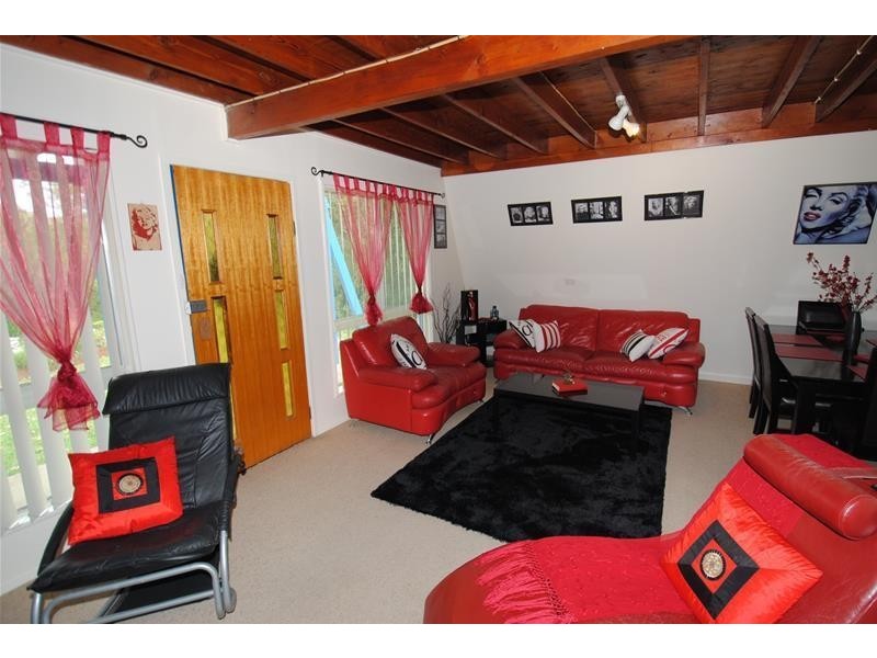 81 Boorawine Terrace, Callala Bay NSW 2540