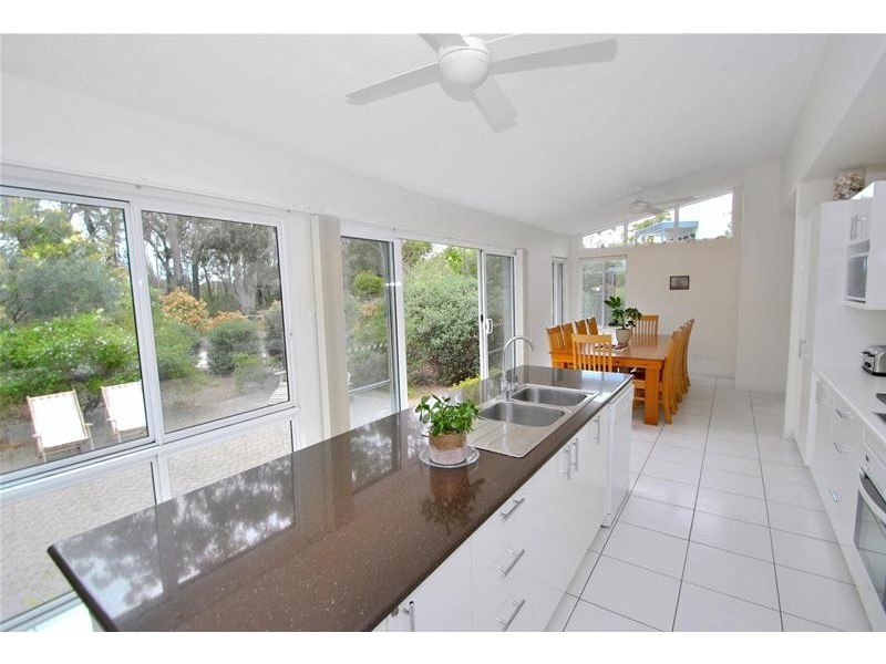 41 Caffery Circuit, Callala Beach NSW 2540