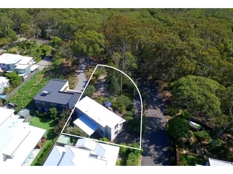 41 Caffery Circuit, Callala Beach NSW 2540