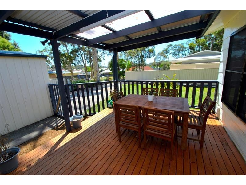 8 Cook Street, Callala Bay NSW 2540