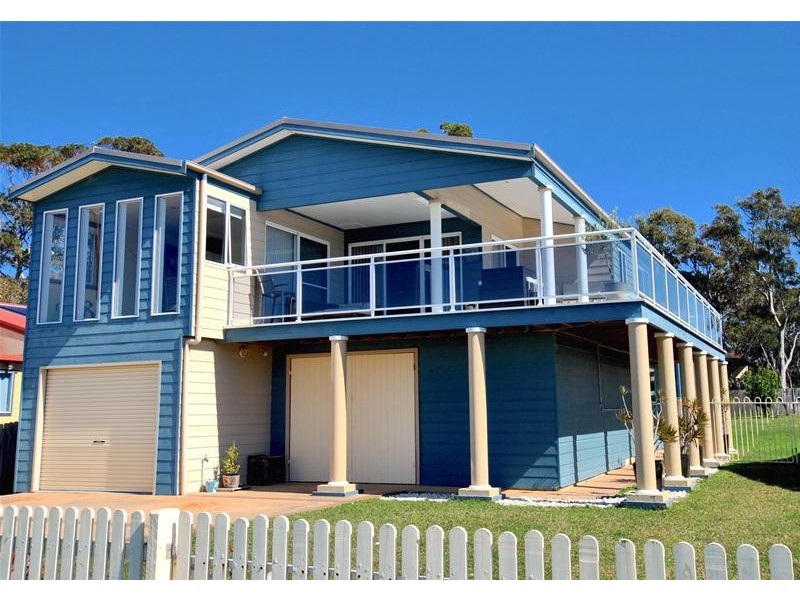 13 Marine Parade, Callala Bay NSW 2540