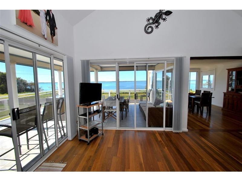 13 Marine Parade, Callala Bay NSW 2540