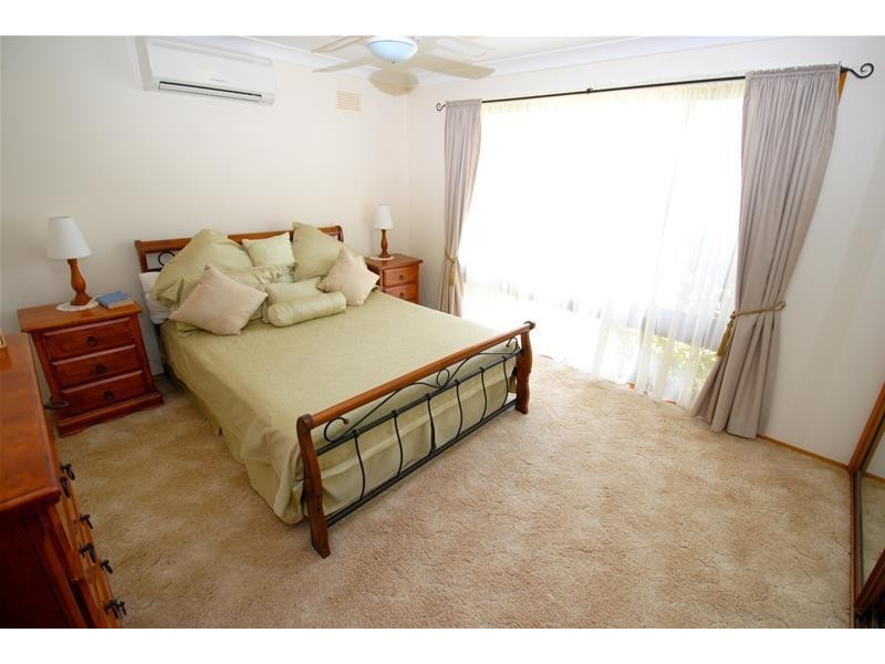 24 Carlton Crescent, Culburra Beach NSW 2540