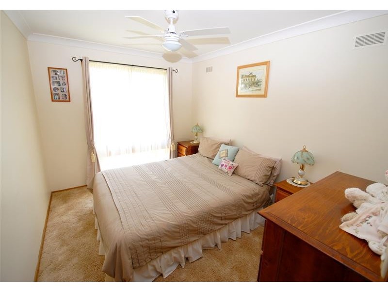 24 Carlton Crescent, Culburra Beach NSW 2540