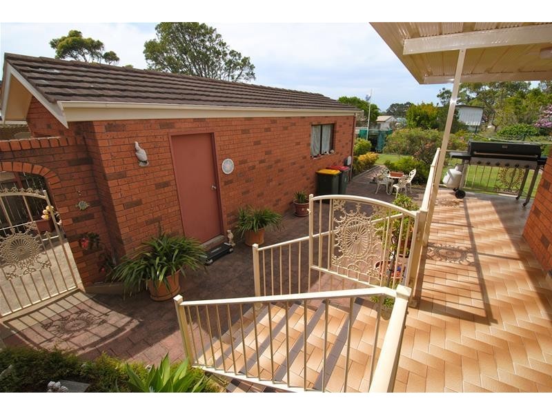 24 Carlton Crescent, Culburra Beach NSW 2540