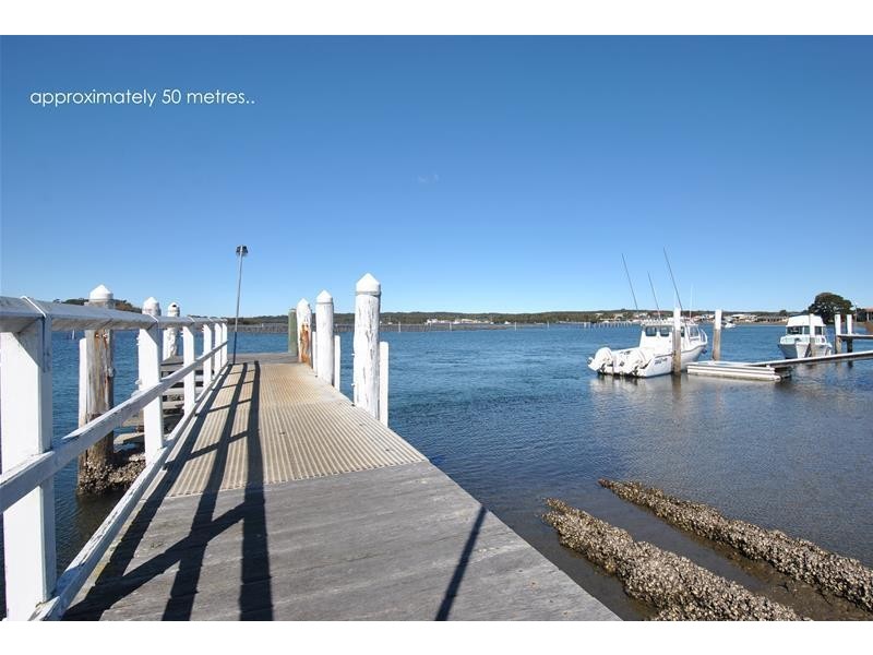 25 South Street, Greenwell Point NSW 2540