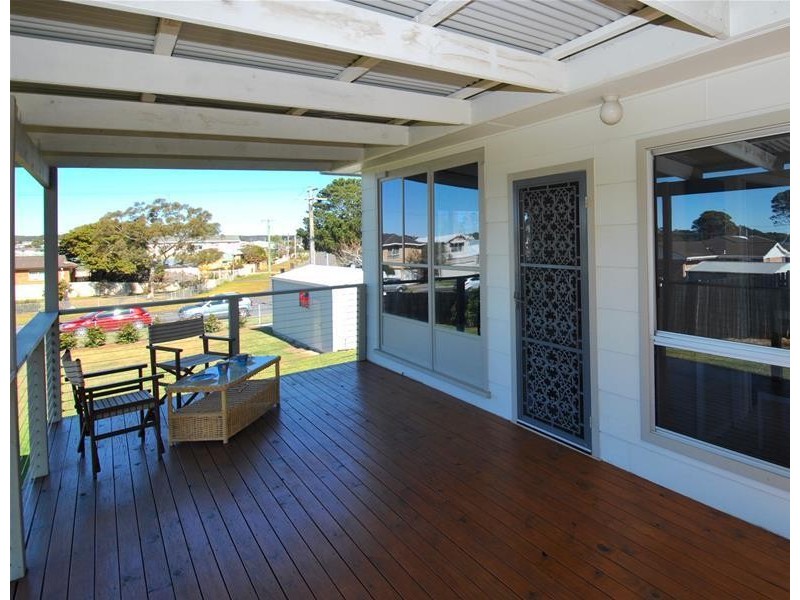 25 South Street, Greenwell Point NSW 2540