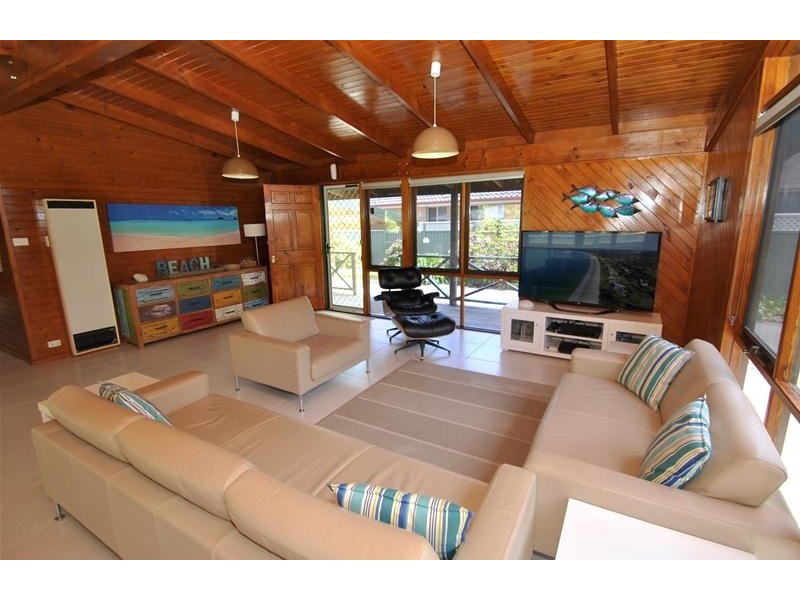 11 Sealark Road, Callala Bay NSW 2540