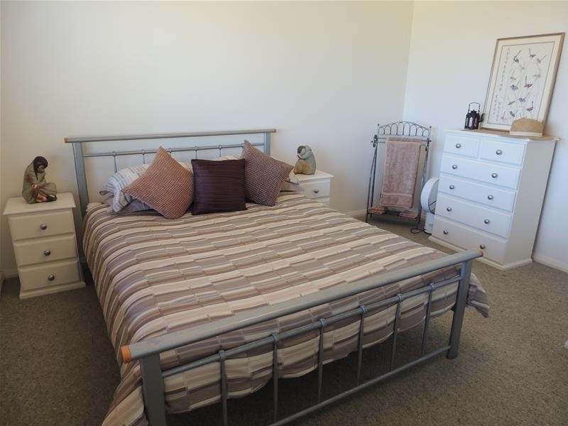 24  The Mall, Culburra Beach NSW 2540