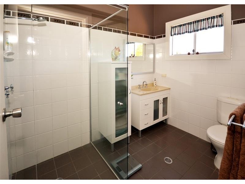 24  The Mall, Culburra Beach NSW 2540