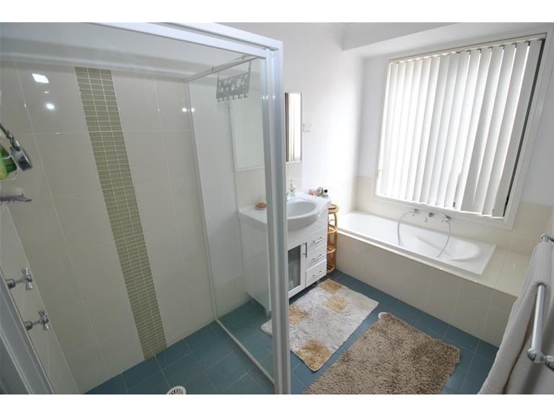 39  Prince Edward Avenue, Culburra Beach NSW 2540