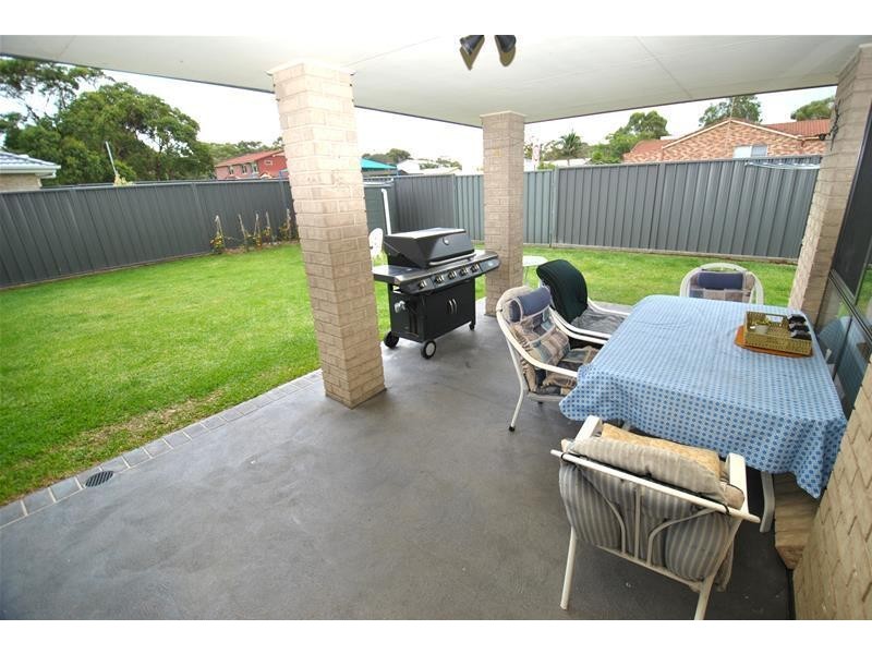 39  Prince Edward Avenue, Culburra Beach NSW 2540