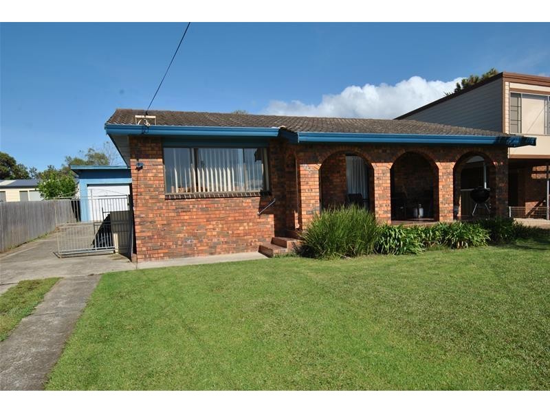 105 Penguins Head Road, Culburra Beach NSW 2540