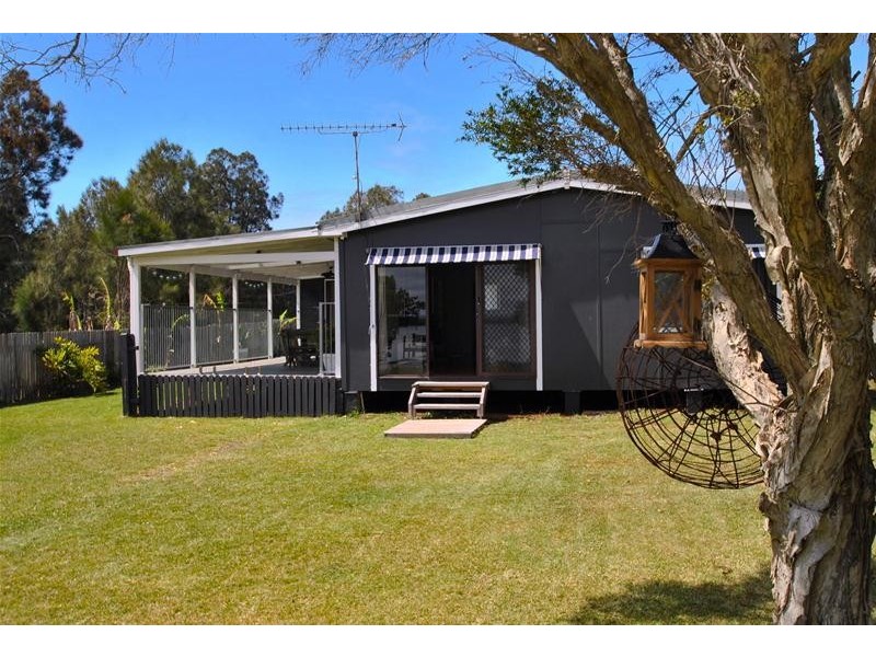 55 Addison Road, Culburra Beach NSW 2540