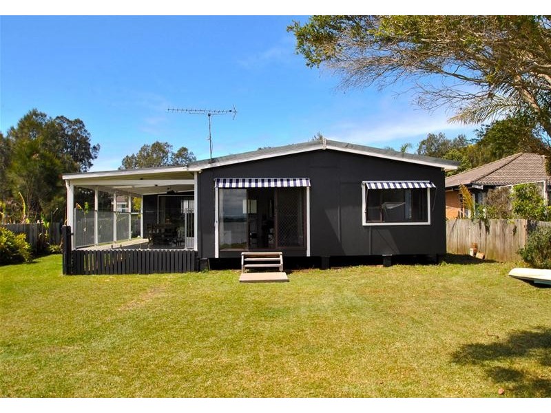 55 Addison Road, Culburra Beach NSW 2540