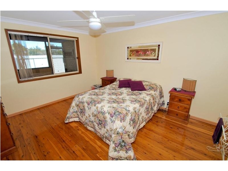 11 Greenbank Grove, Culburra Beach NSW 2540