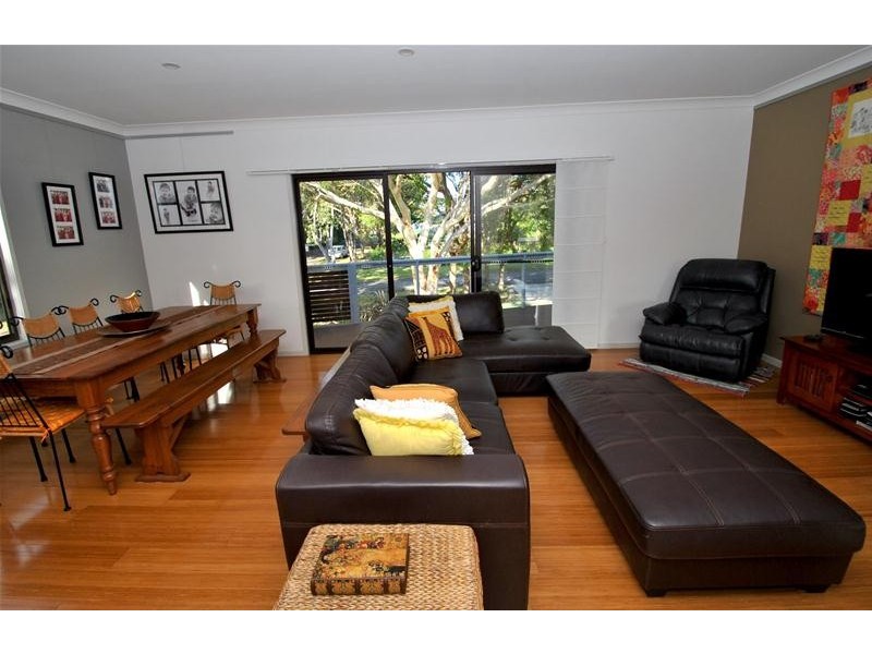 1 Callala Street, Callala Bay NSW 2540