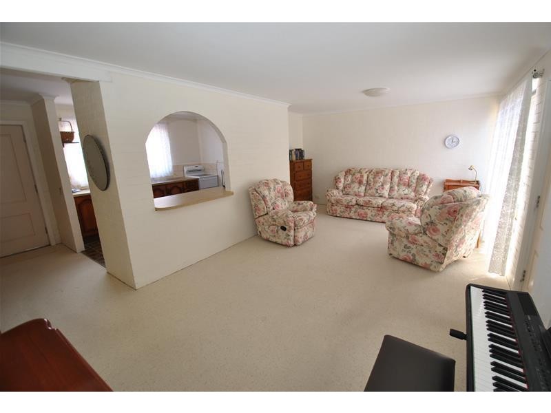 1/9 The Lake Circuit, Culburra Beach NSW 2540