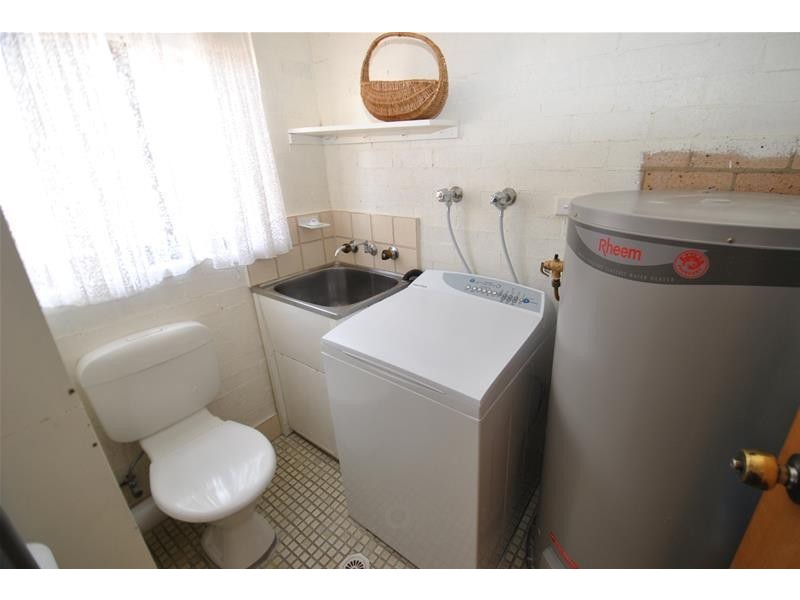 1/9 The Lake Circuit, Culburra Beach NSW 2540