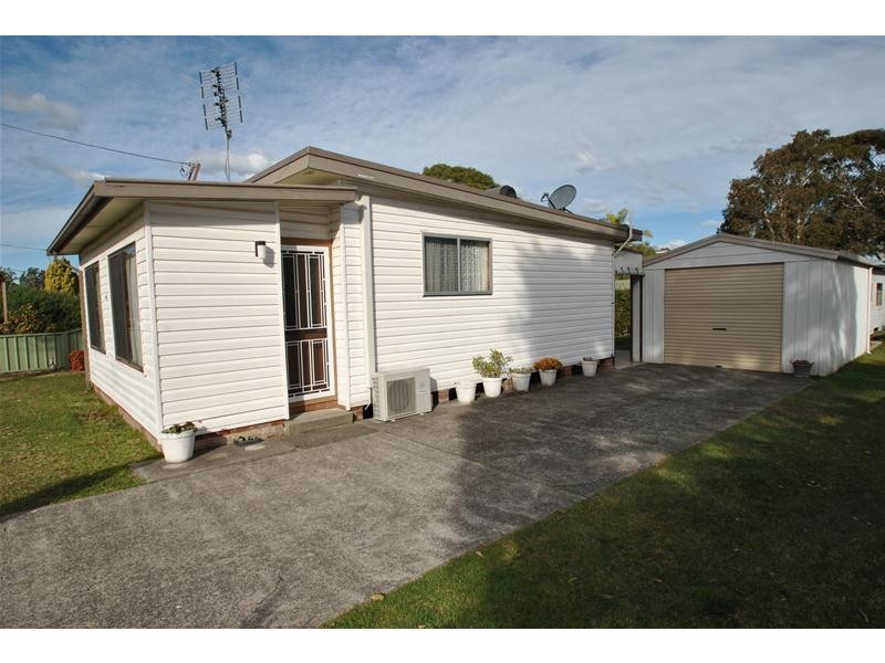 4 Wren Street, Culburra Beach NSW 2540