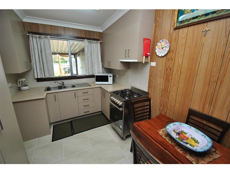 4 Wren Street, Culburra Beach NSW 2540