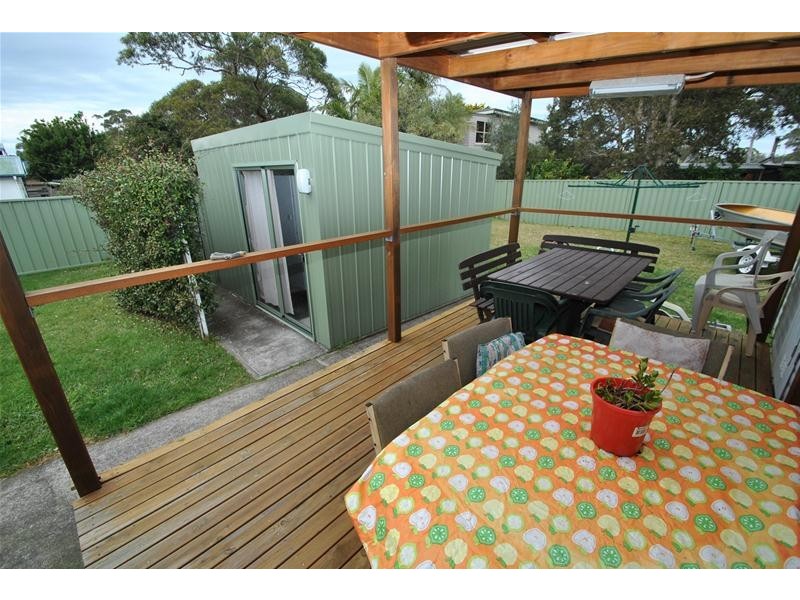 4 Wren Street, Culburra Beach NSW 2540