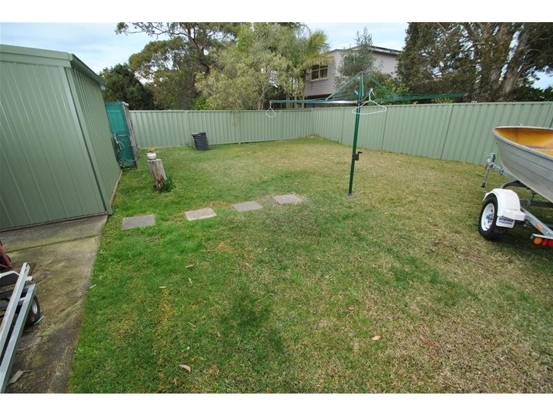 4 Wren Street, Culburra Beach NSW 2540