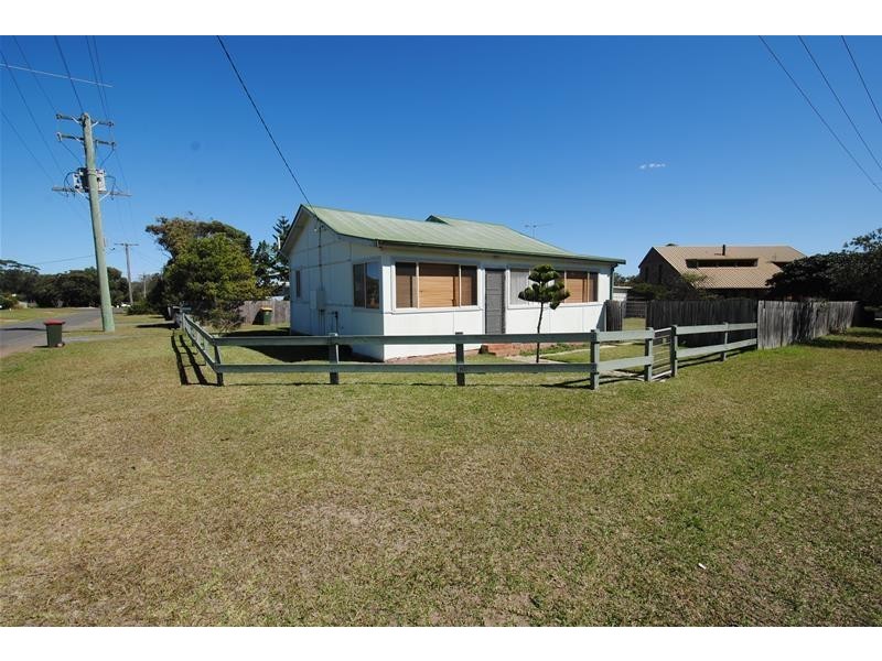 89  Addison Road, Culburra Beach NSW 2540