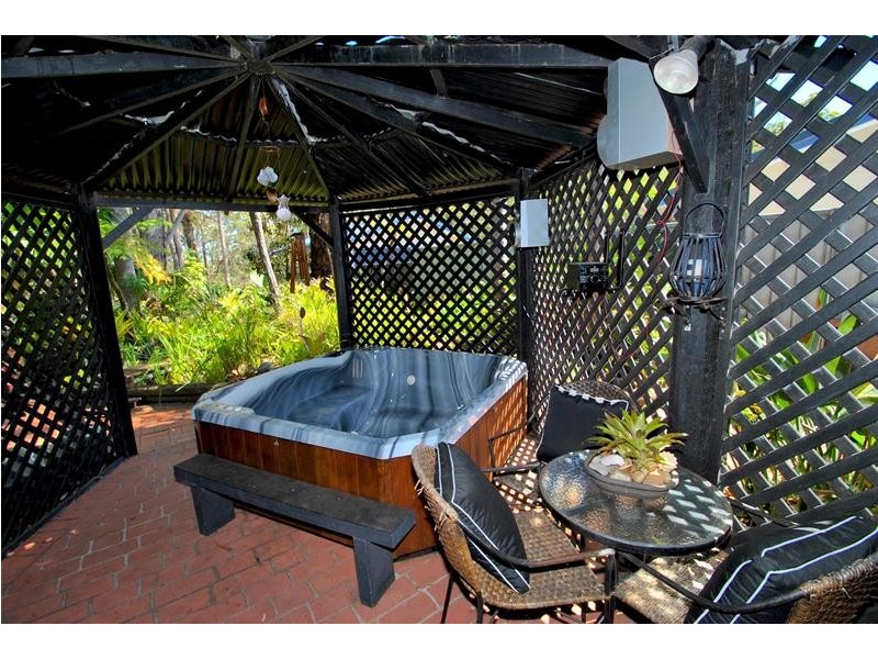 14 Queen Mary Street, Callala Beach NSW 2540