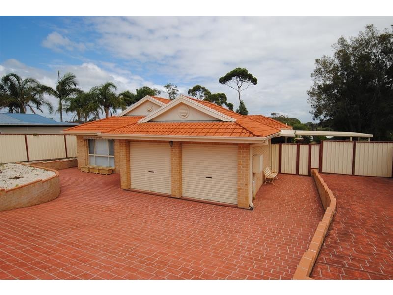 37 Ophir Street, Orient Point NSW 2540
