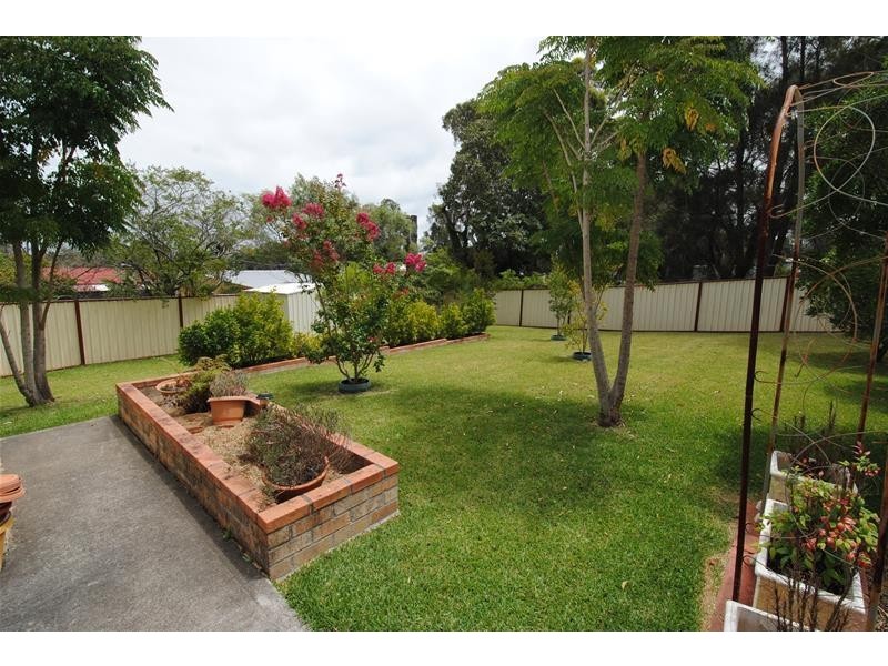 37 Ophir Street, Orient Point NSW 2540