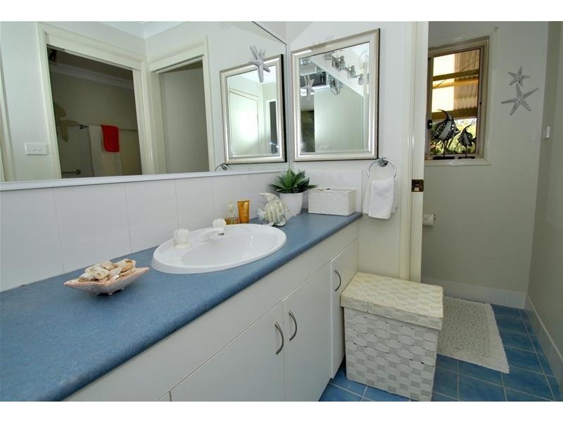 38 Hollingsworth Crescent, Callala Bay NSW 2540