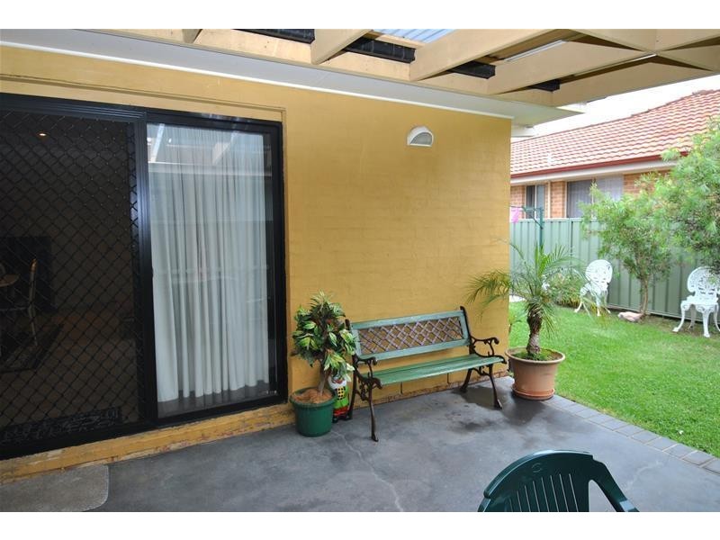 1/12 Hollingsworth Crescent, Callala Bay NSW 2540