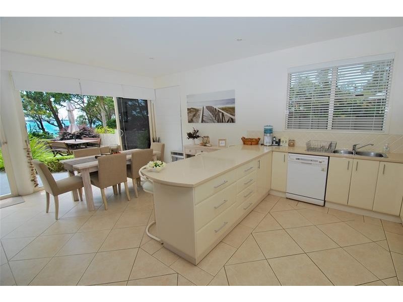 60 Boorawine Terrace, Callala Bay NSW 2540