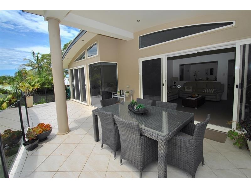 60 Boorawine Terrace, Callala Bay NSW 2540