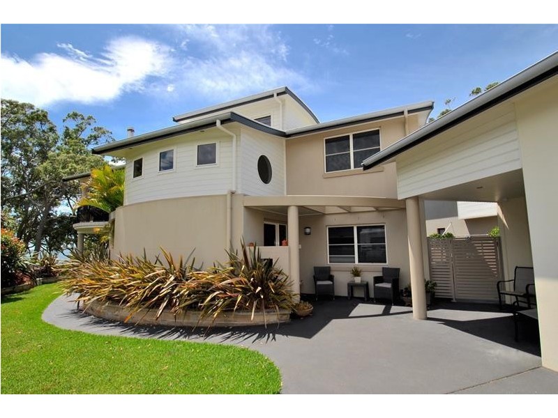 60 Boorawine Terrace, Callala Bay NSW 2540