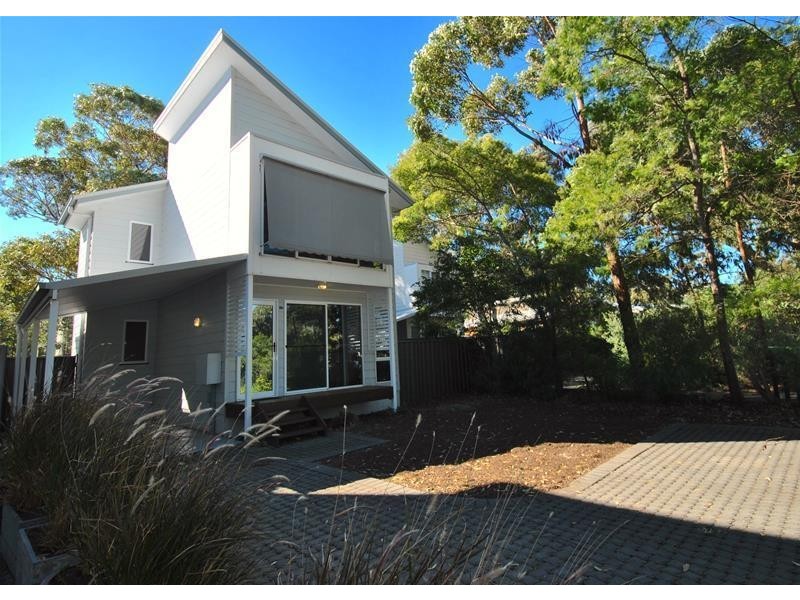 20 Sandlewood Cove, Callala Beach NSW 2540